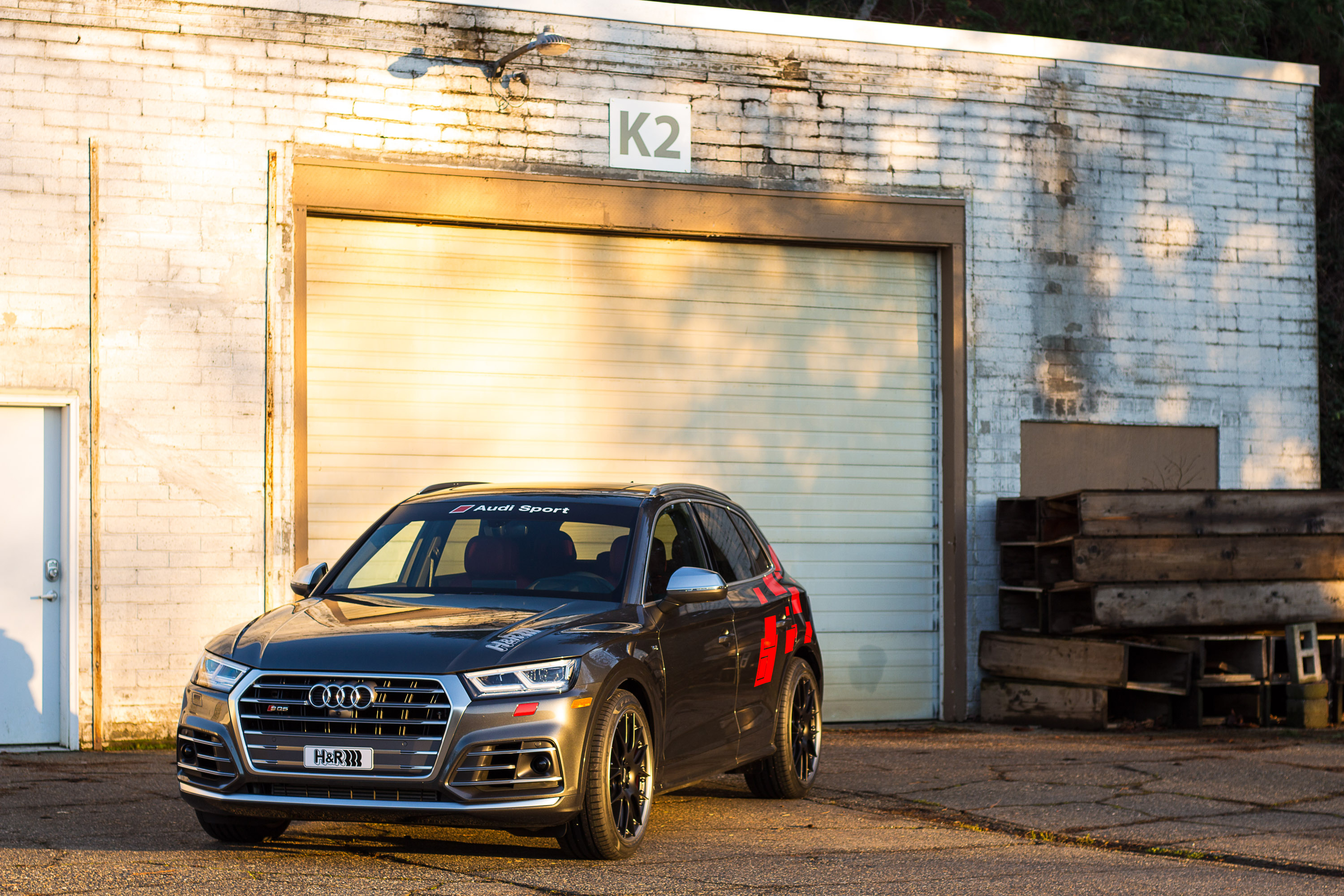 アウディ Q5 ダウンサス H&R 車高